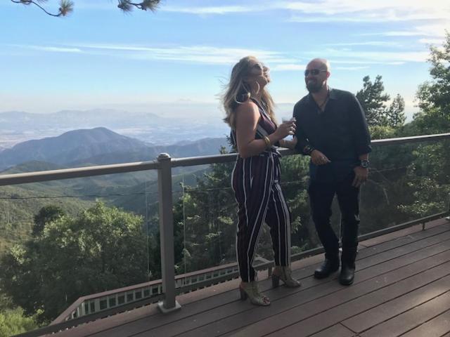 Skyforest Inn Екстериор снимка